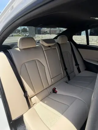 BMW Serie 3 2024 330i 4p Sedán
