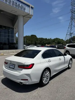 BMW Serie 3 2024 330i 4p Sedán