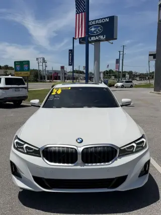 BMW Serie 3 2024 330i 4p Sedán