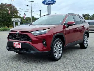 Toyota RAV4 2023 tracción en todas las ruedas XLE Premium SUV 4p