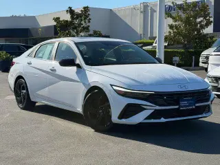 Hyundai ELANTRA 2026 SEL Sport Premium 4p Sedan