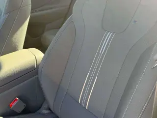 Hyundai ELANTRA 2026 SEL Sport Premium 4p Sedan