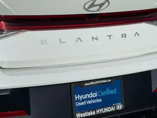 Hyundai ELANTRA 2026 SEL Sport Premium 4p Sedan