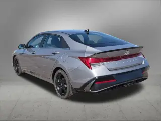 Hyundai ELANTRA 2026 SEL Sport Premium 4p Sedana