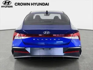 Hyundai ELANTRA 2024 SEL 4p Sedana
