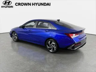 Hyundai ELANTRA 2024 SEL 4p Sedana