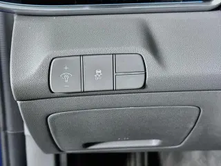 Hyundai ELANTRA 2024 SEL 4p Sedana