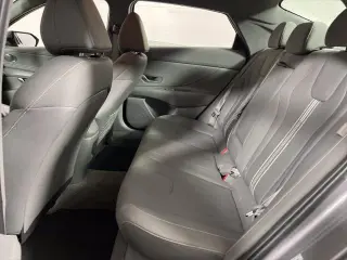 Hyundai ELANTRA 2025 SEL Conveniencia 4dr Sedan