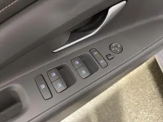 Hyundai ELANTRA 2025 SEL Conveniencia 4dr Sedan