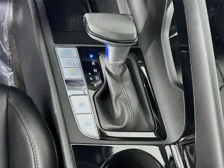Hyundai ELANTRA 2024 Limited 4p Sedan
