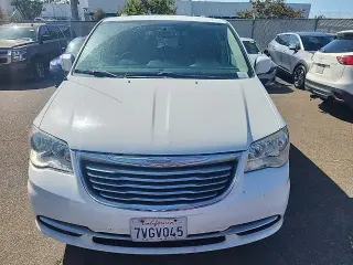 Chrysler Town and Country 2016 Touring 4dr Mini-Van