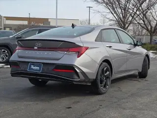 Hyundai ELANTRA 2026 SEL Sport 4dr Sedán