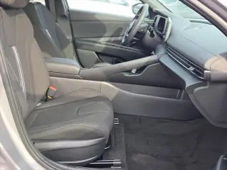 Hyundai ELANTRA 2026 SEL Sport 4dr Sedán