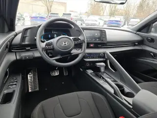 Hyundai ELANTRA 2026 SEL Sport 4p Sedan