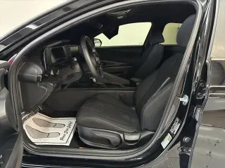 Hyundai ELANTRA 2025 SEL Sport 4p Sedan