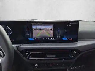 BMW Serie 3 2026 330i 4p Sedén