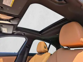 BMW Serie 3 2026 330i 4p Sedén