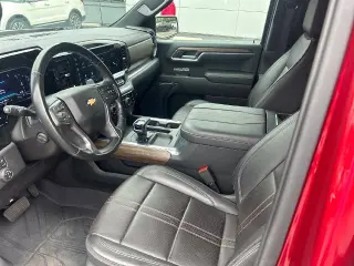 Chevrolet Silverado 1500 2023 4x4 High Country 4p Cab 5.8 ft. CB