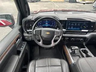 Chevrolet Silverado 1500 2023 4x4 High Country 4p Cab 5.8 ft. CB