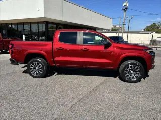 Chevrolet Colorado 2023 4x2 LT Camioneta de tripulación de 5 puertas 5 pies