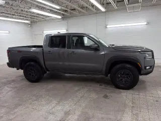 Nissan Frontier 2026 4x4 PRO-4X 4dr Crew Cab 5 ft. SB