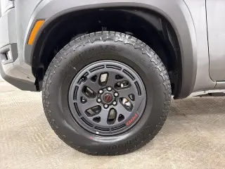 Nissan Frontier 2026 4x4 PRO-4X 4dr Crew Cab 5 ft. SB