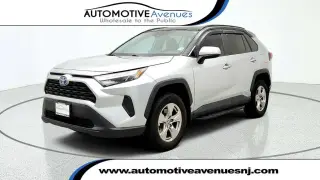 Toyota RAV4 Hybrid 2024 AWD XLE 4p SUV