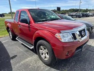 Nissan Frontera 2013 4x4 SV V6 4dr King Cab 6.1 ft. SB Pickup 6M