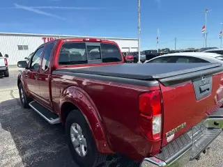 Nissan Frontera 2013 4x4 SV V6 4dr King Cab 6.1 ft. SB Pickup 6M