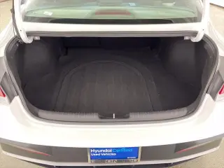 Hyundai ELANTRA 2025 SEL Conveniencia Sedán 4puertas