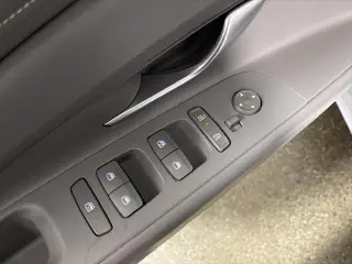 Hyundai ELANTRA 2025 SEL Conveniencia Sedán 4puertas