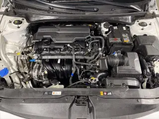Hyundai ELANTRA 2025 SEL Conveniencia Sedán 4puertas