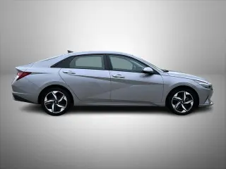 Hyundai ELANTRA 2023 SEL 4dr Sedana