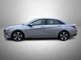 Hyundai ELANTRA 2023 SEL 4dr Sedana