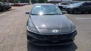 Hyundai ELANTRA 2025 Limited Sedán 4 puertas