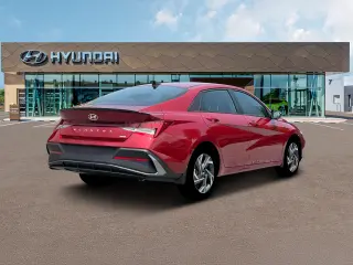 Hyundai ELANTRA Hybrid 2025 SEL Sport 4p Sedana
