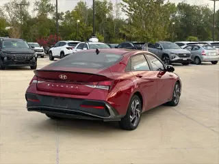 Hyundai ELANTRA 2025 SEL Sport 4dr Sedán