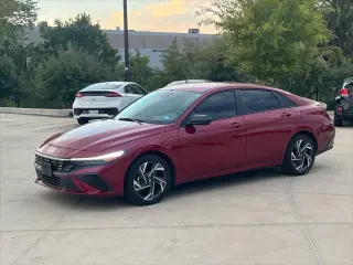 Hyundai ELANTRA 2025 SEL Sport 4dr Sedán