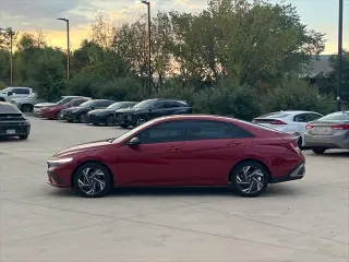 Hyundai ELANTRA 2025 SEL Sport 4dr Sedán