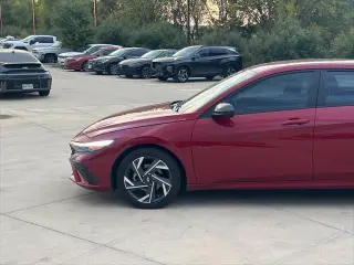 Hyundai ELANTRA 2025 SEL Sport 4dr Sedán