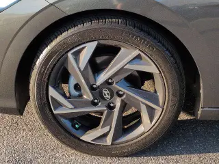 Hyundai ELANTRA 2025 SEL Sport 4p Sedana