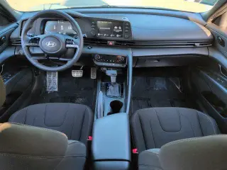 Hyundai ELANTRA 2025 SEL Sport 4p Sedana