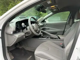 Hyundai ELANTRA 2024 SEL 4dr Sedan