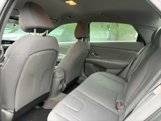 Hyundai ELANTRA 2024 SEL 4dr Sedan