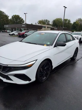 Hyundai ELANTRA 2026 SEL Sport 4dr Sedan
