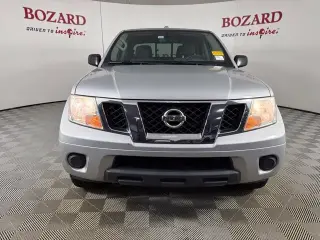 Nissan Frontier 2018 4x4 SV 4p Cab de Tripulación 6.1 pies LB 5A