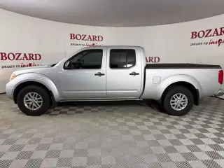 Nissan Frontier 2018 4x4 SV 4p Cab de Tripulación 6.1 pies LB 5A