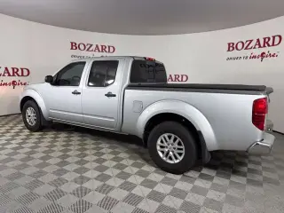 Nissan Frontier 2018 4x4 SV 4p Cab de Tripulación 6.1 pies LB 5A
