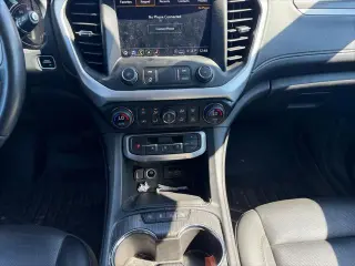 GMC Acadia 2023 4x4 SLT 4p SUV