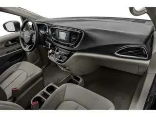 Chrysler Pacifica 2020 Touring 4p Mini-Van